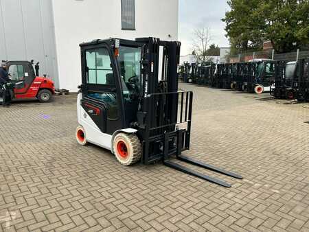 Carrelli elettrici 4 ruote 2025  Bobcat B25NS (5)