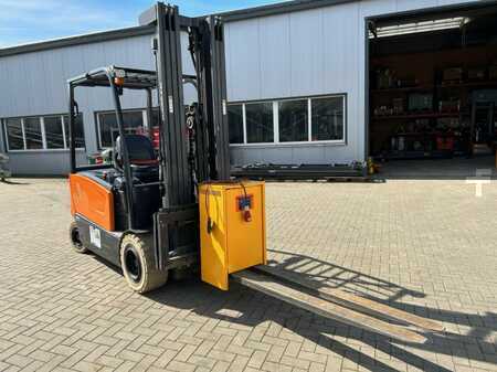 Elektro 4 Rad 2018  Doosan B30X-7 (3)