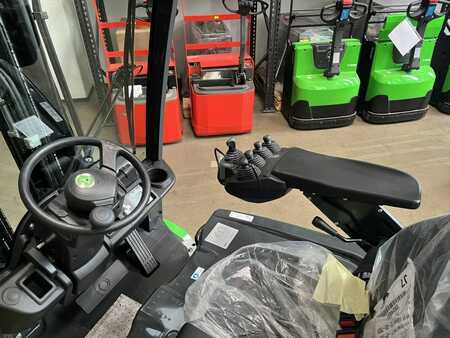 El truck - 4 hjulet 2025  Cesab B420 II (4)