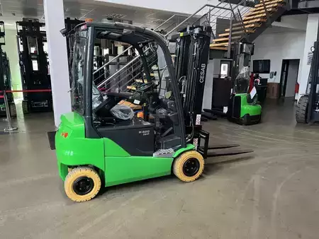 El Truck - 4-hjul 2025  Cesab B420 II (2)