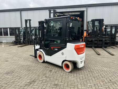 Carrelli elettrici 4 ruote 2025  Bobcat B35NS (3)