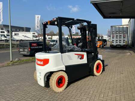 Eléctrico - 4 rodas 2025  Bobcat B50 XC-7 (2)