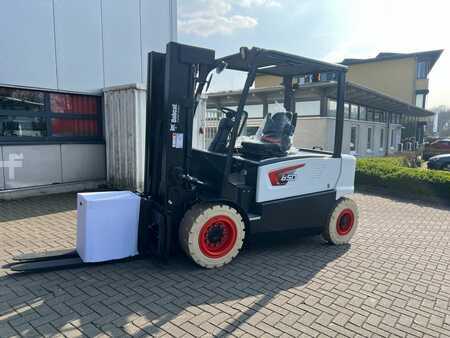 Eléctrico - 4 rodas 2025  Bobcat B50 XC-7 (4)