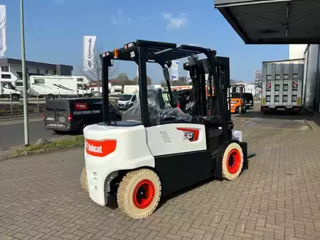 Sähkö - 4 pyör 2025  Bobcat B50 XC-7 (2)