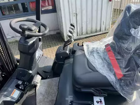 Sähkö - 4 pyör 2025  Bobcat B50 XC-7 (8)