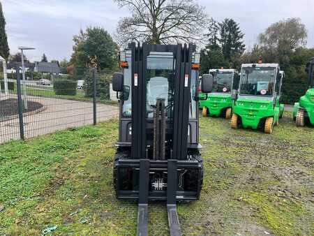 Carrelli elevatori diesel 2025  Bobcat D35 NXP (2)
