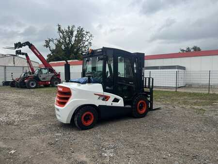Carrelli elevatori diesel 2025  Bobcat D50C-9 (1)