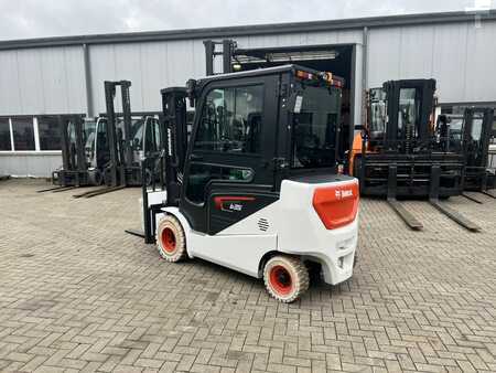 Carrelli elettrici 4 ruote 2025  Bobcat B35NS (3)