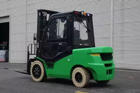 Eléctrica de 4 ruedas 2025  Noblelift CPD25-A (3)