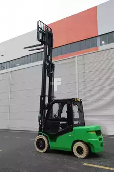 Eléctrica de 4 ruedas 2025  Noblelift CPD25-A (7)