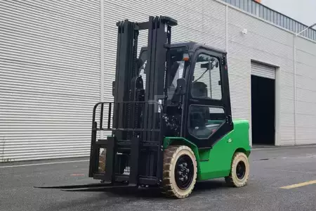 Eléctrica de 4 ruedas 2025  Noblelift CPD25-A (1)