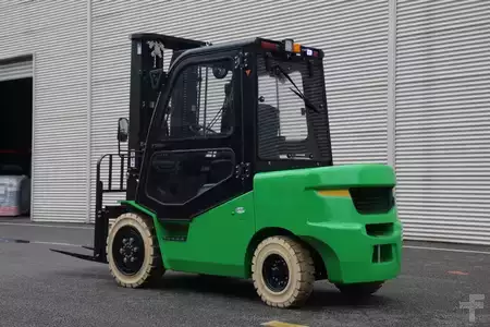 Eléctrica de 4 ruedas 2025  Noblelift CPD25-A (3)