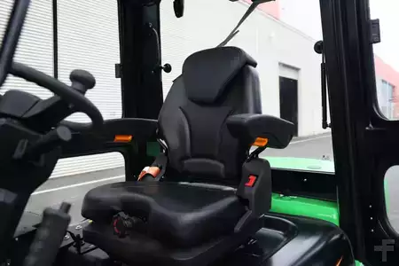 Elektromos 4 kerekű 2025  Noblelift CPD25-A (4)