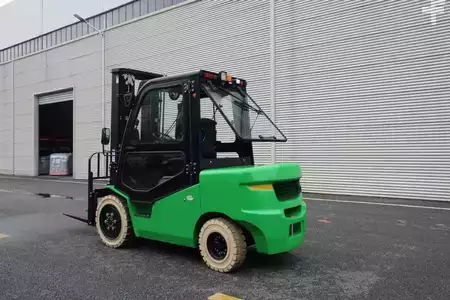 Electric - 4 wheels 2025  Noblelift CPD38-A (7)