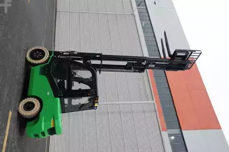 Elektryczne 4-kołowe 2025  Noblelift CPD38-A (9)