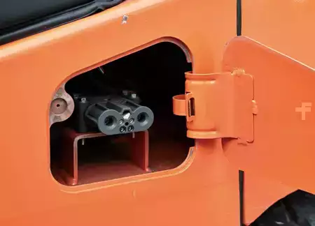 Electric - 4 wheels 2025  Noblelift CPD38-A (2)