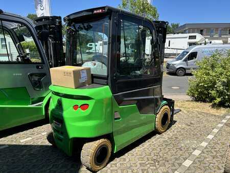 Elektryczne 4-kołowe 2025  Cesab B635II (2)