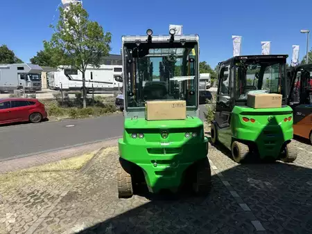 Eléctrica de 4 ruedas 2025  Cesab B650 (2)