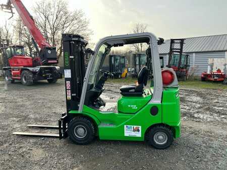 Wózki gazowe 2024  Cesab M318GV (2)