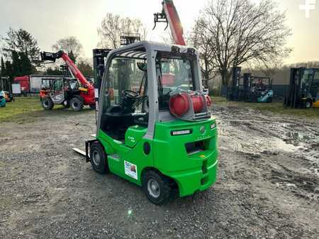Wózki gazowe 2024  Cesab M318GV (3)