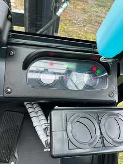 Chariots élévateurs diesel 2025  Bobcat D25 NXP (8)