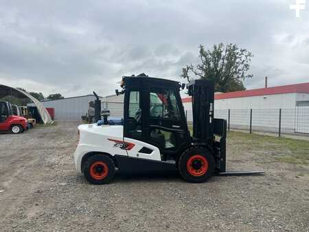Empilhador diesel 2025  Bobcat D50C-9 (1)