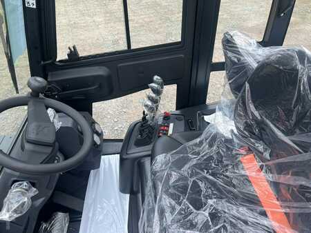 Empilhador diesel 2025  Bobcat D50C-9 (7)