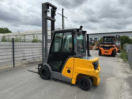 Dieseltruck 2022  Jungheinrich DFG 430s (2)