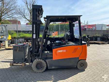 4-wiel elektrische heftrucks 2018  Doosan B35X-7 (1)