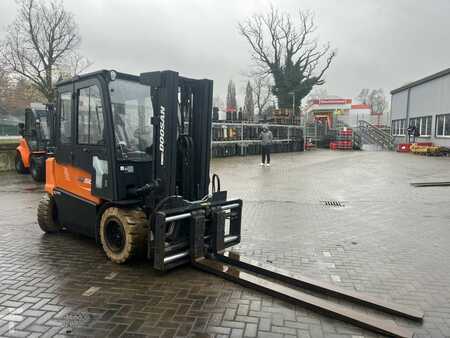 4-wiel elektrische heftrucks 2023  Doosan B50XC-7 (6)