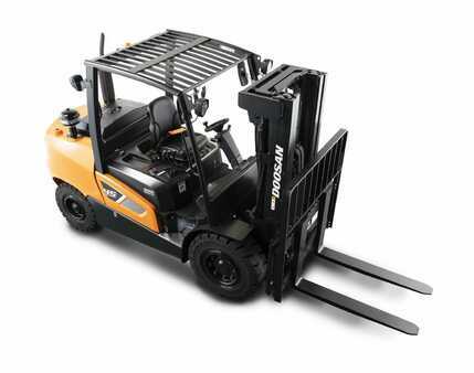 Diesel heftrucks 2024  Doosan D55C-9 (4)