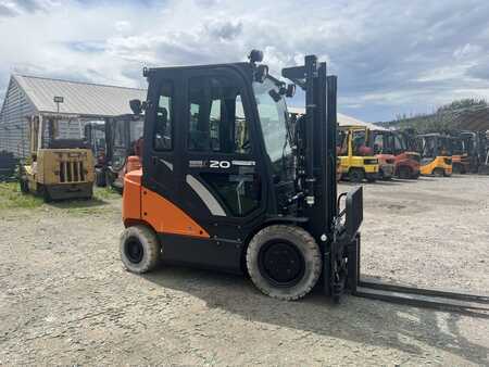 Wózki gazowe 2019  Doosan G20P-7 (1)