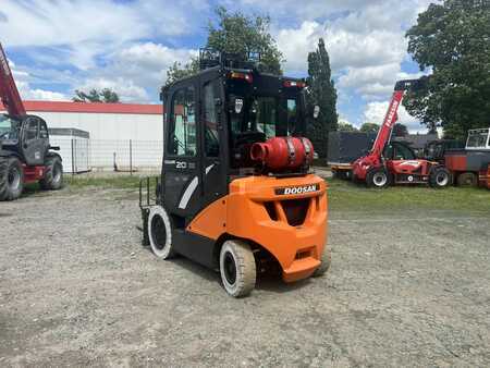 Wózki gazowe 2019  Doosan G20P-7 (5)