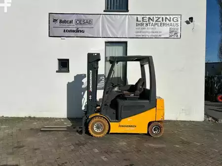 Eléctrica de 4 ruedas 2012  Jungheinrich EFG 425k (1)