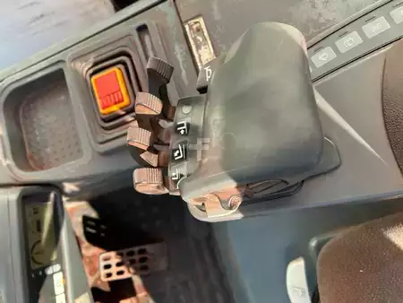 Eléctrica de 4 ruedas 2012  Jungheinrich EFG 425k (5)