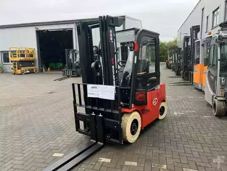 Elektromos 4 kerekű 2024  EP Equipment EFL201 (4)