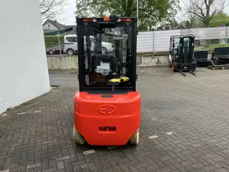 Elektromos 4 kerekű 2024  EP Equipment EFL201 (7)