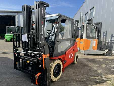 Elektro čtyřkolový VZV 2025  EP Equipment CPD50LI (6)