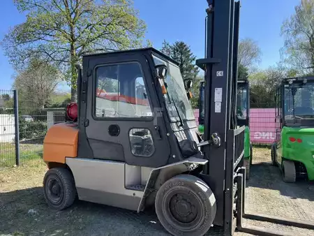 Carrelli elevatori GPL 2010  EP Equipment CPYD40-RW17 (2)