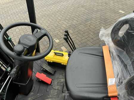 Electric - 4 wheels 2025  EP Equipment TCL101 (6)