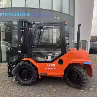 Chariots élévateurs diesel 2025  Noblelift FD4RT35 (2)