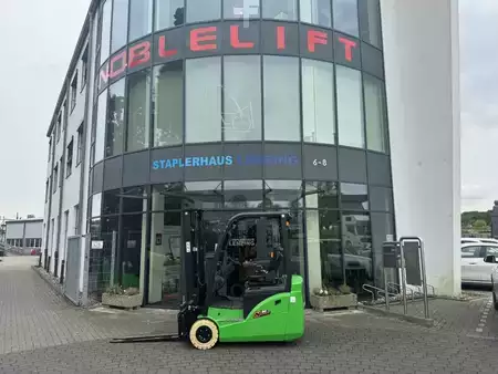 3-wiel elektrische heftrucks 2026  Noblelift FE3D16N1 (1)