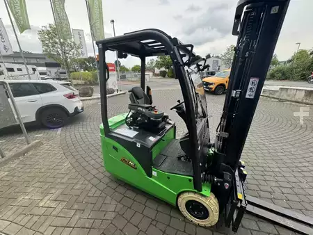 3-wiel elektrische heftrucks 2026  Noblelift FE3D16N1 (7)