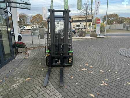 Elektro 4 Rad 2025  Noblelift FE4P20Q (3)