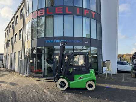 Elektro 4 Rad 2025  Noblelift FE4P25Q (1)