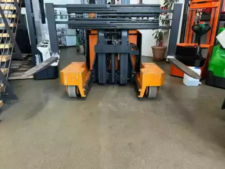 Vertical order pickers  Still FM-Q 25 (4)