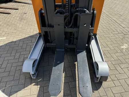 Tolóoszlopos targonca 2018  Still FM-X 14 (6)