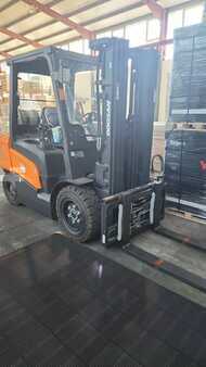 Carretilla elevadora GLP 2022  Doosan G30 NXP (1)