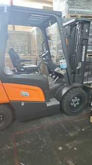 Carretilla elevadora GLP 2022  Doosan G30 NXP (2)