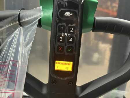 Pinontavaunu 2025  Bobcat LSM 12 N -7 (5)